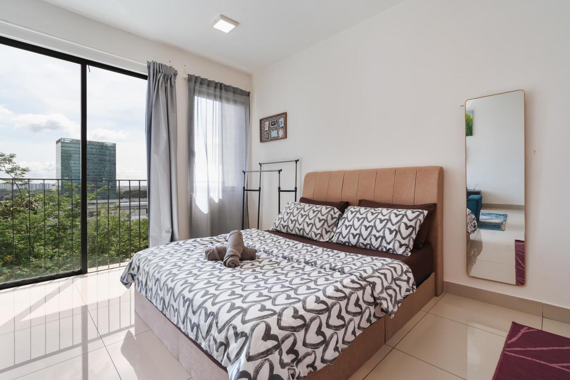 Netflix Studio @ Trefoil Setia City Сетия-Алам Экстерьер фото